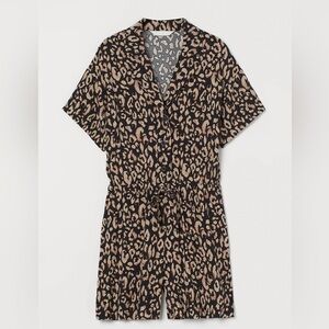 H&M - Black And Tan Leopard Print Resort Collar Short Romper Size XS